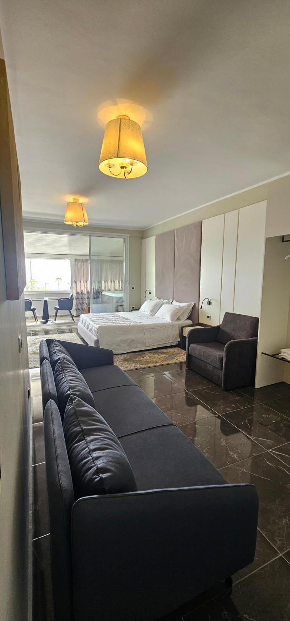 Hotel Pirro Vlorë Δωμάτιο φωτογραφία